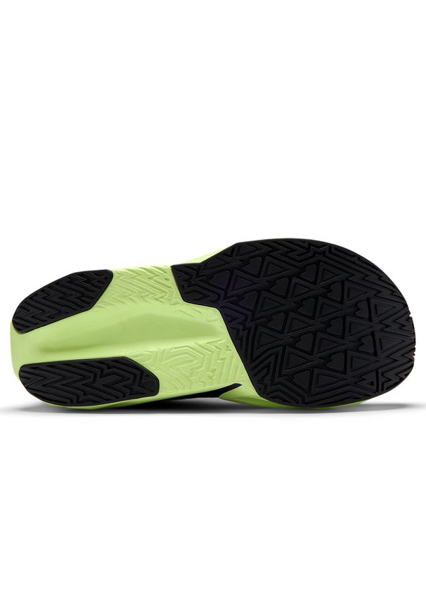 Buty dziecięce New Balance FuelCell Rebel v5 PFCX7Z6 - zielone. Zapięcie: sznurówki. Kolor: zielony. Materiał: materiał, syntetyk, guma. Szerokość cholewki: normalna. Wzór: geometria. Sport: fitness, bieganie