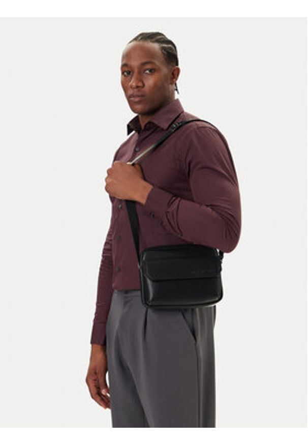 Armani Exchange Plecak XM001597 AF17090 UC001 Czarny. Kolor: czarny. Materiał: skóra