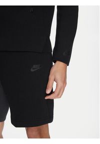 Nike Szorty sportowe FB8171 Czarny Regular Fit. Kolor: czarny. Materiał: syntetyk. Styl: sportowy