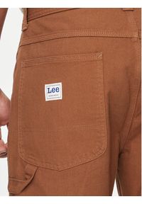 Lee Szorty materiałowe Carpenter 112349191 Brązowy Relaxed Fit. Kolor: brązowy. Materiał: bawełna