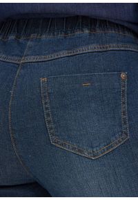 bonprix - Dżinsy o kroju slim fit, ze stanem mid waist, uszyte z bawełny. Kolor: niebieski #3