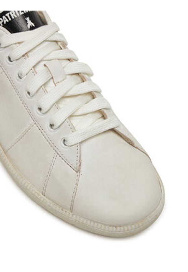 Patrizia Pepe Sneakersy 2Z0063/L150 W101 Biały. Kolor: biały. Materiał: skóra