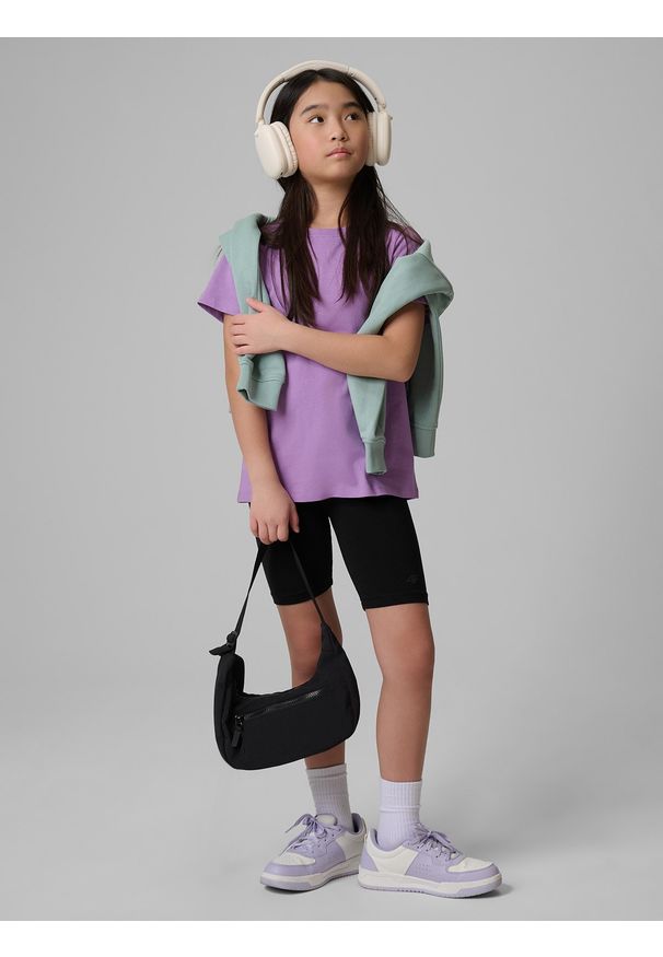 4f - 4F T-shirt regular gładki dziewczęcy - fioletowy 152 (11-12 lat). Okazja: na co dzień, na uczelnię, na spacer. Kolor: fioletowy. Materiał: skóra, jersey, dzianina, materiał, bawełna. Wzór: gładki. Sezon: lato. Styl: casual, klasyczny