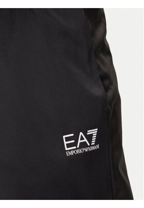 EA7 Emporio Armani Dres 7M000970 AF12449 UC001 Czarny Regular Fit. Kolor: czarny. Materiał: syntetyk