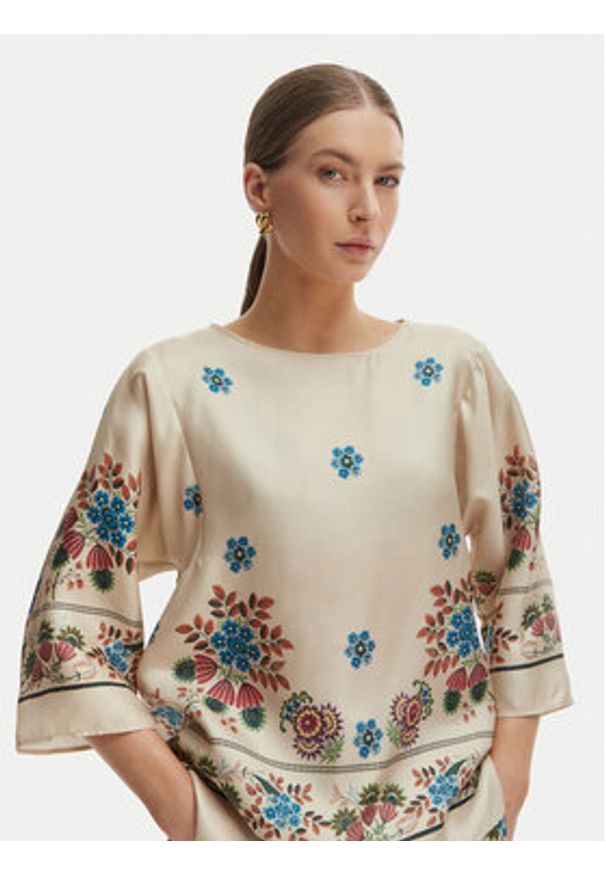 Weekend Max Mara Bluzka Samba 2615111062 Écru Loose Fit. Kolor: kremowy. Materiał: jedwab