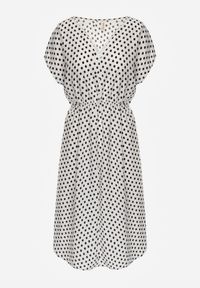 Renee - Biało-Czarna Sukienka z Bawełny o Rozkloszowanym Kroju z Gumką w Talii Emilla. Okazja: na co dzień, na spotkanie biznesowe, do pracy. Kolor: biały. Materiał: bawełna. Długość rękawa: krótki rękaw. Typ sukienki: rozkloszowane. Styl: casual, biznesowy, elegancki #6