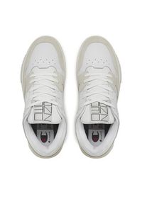 Champion Sneakersy Z80 Low Sl Low Cut Shoe S22173-WW007 Biały. Kolor: biały. Materiał: skóra