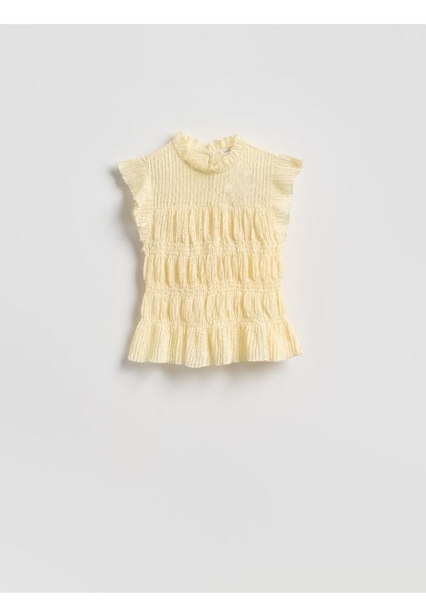 Reserved - Bluzka z marszczeniem - jasnożółty. Kolor: żółty. Materiał: dzianina