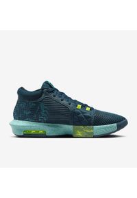 Buty koszykarskie męskie Nike Ebron Witness Viii. Zapięcie: sznurówki. Kolor: niebieski. Materiał: materiał, tkanina, syntetyk. Szerokość cholewki: normalna