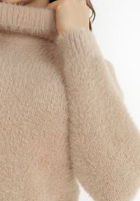 Born2be - Beżowy Wełniany Golf Mihn. Typ kołnierza: golf. Kolor: beżowy. Materiał: wełna. Długość rękawa: długi rękaw. Długość: długie. Sezon: zima, jesień #2