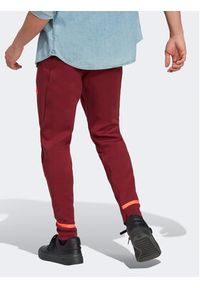 Adidas - adidas Spodnie dresowe Designed for Gameday Tracksuit Bottoms IC8035 Czerwony Slim Fit. Kolor: czerwony. Materiał: dresówka, bawełna #5