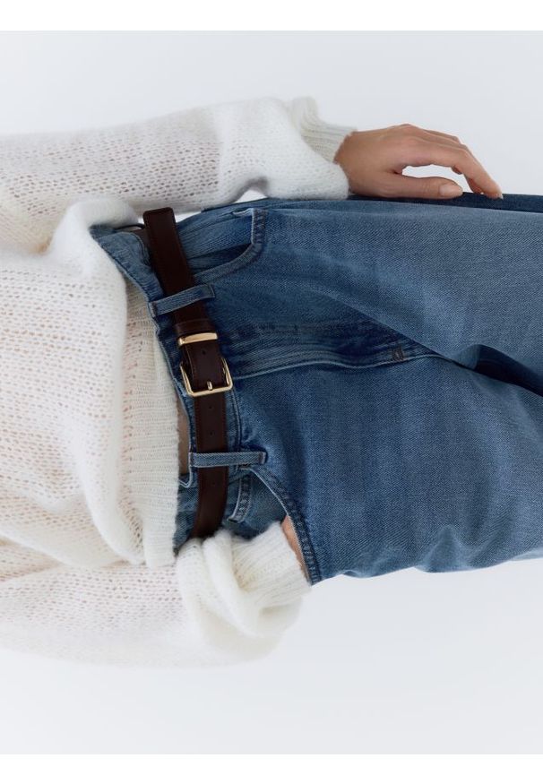 Reserved - Pasek z łączonych materiałów - brązowy. Kolor: brązowy. Materiał: materiał