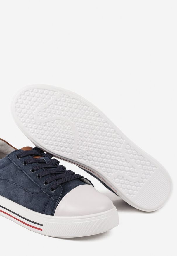 Born2be - Granatowe Skórzane Trampki na Płaskiej Podeszwie ze Skórzaną Wkładką i Kontrastowym Noskiem Helili. Kolor: niebieski. Materiał: skóra. Obcas: na płaskiej podeszwie