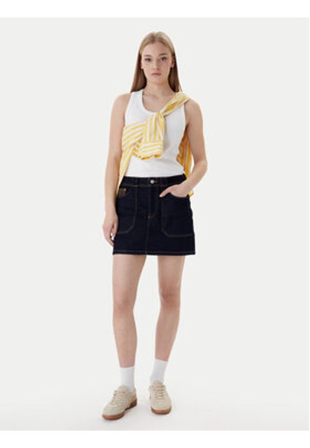 Tommy Jeans Spódnica jeansowa DW0DW21991 Granatowy Regular Fit. Kolor: niebieski. Materiał: bawełna