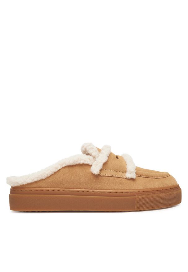 Klapki Inuikii. Kolor: beżowy