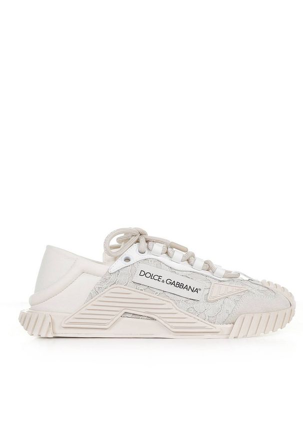 DOLCE & GABBANA - Sneakersy z koronkowymi wstawkami. Kolor: szary. Materiał: koronka