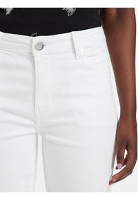Guess Jeansy W6GA15 D0705 Biały Straight Fit. Kolor: biały #5