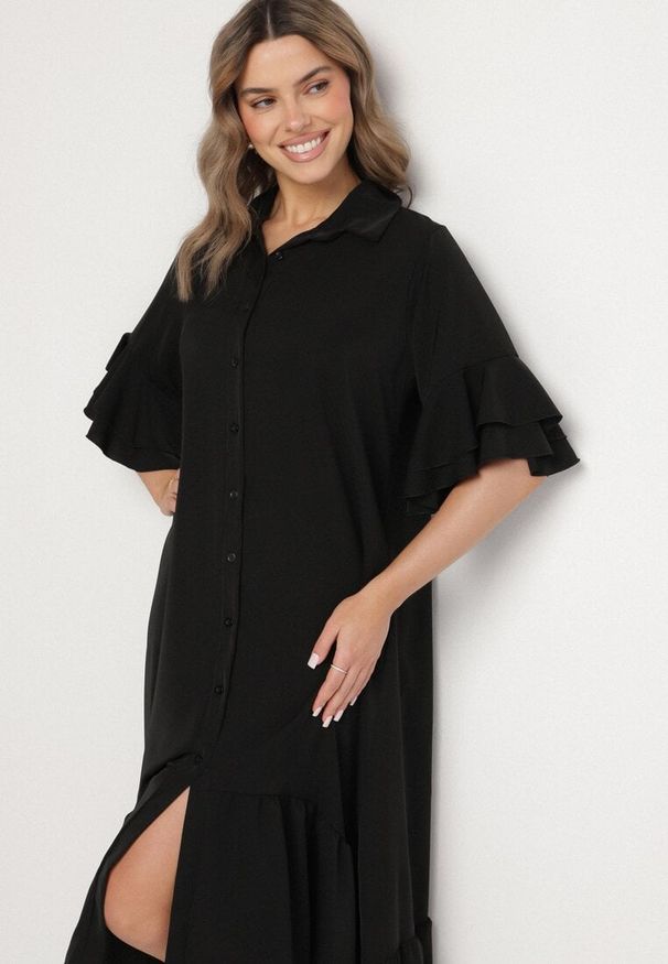 Born2be - Czarna Sukienka Koszulowa z Ozdobną Falbanką Daviravie. Okazja: na co dzień. Kolor: czarny. Typ sukienki: koszulowe. Styl: elegancki, casual, klasyczny