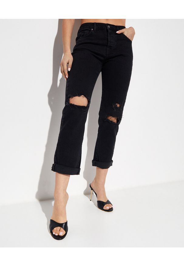 FREE PEOPLE - Czarne jeansy z przetarciami. Stan: podwyższony. Kolor: czarny. Długość: długie. Wzór: aplikacja