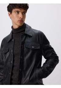 Reserved - Skórzana kurtka z kołnierzem - czarny. Kolor: czarny. Materiał: skóra #1