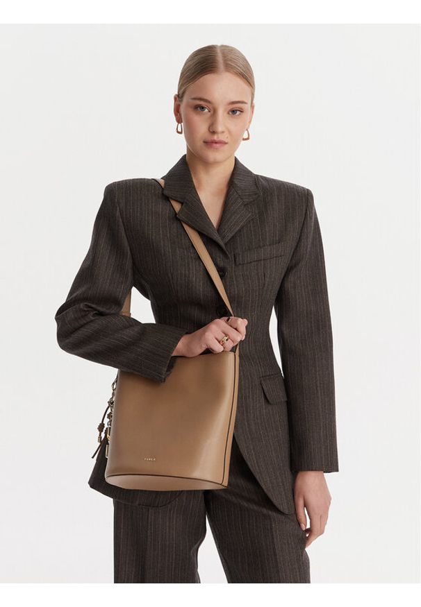 Furla Torebka Roxie S WB01875 ARE000 CN 4489S Brązowy. Kolor: brązowy. Materiał: skórzane