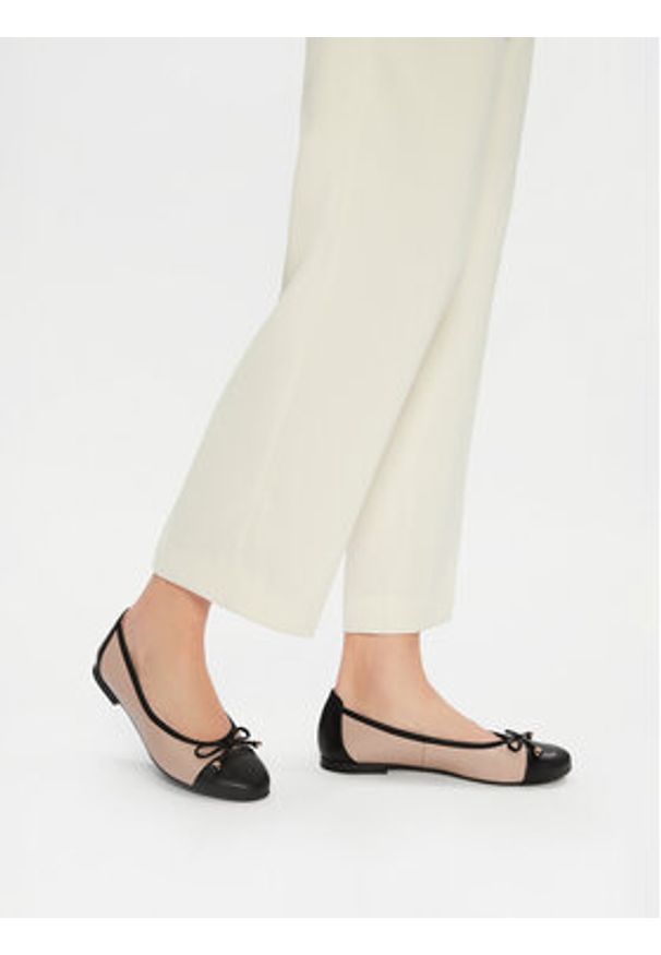 Lasocki Baleriny RST-ARABELLA-04 Beżowy. Kolor: beżowy. Materiał: skóra