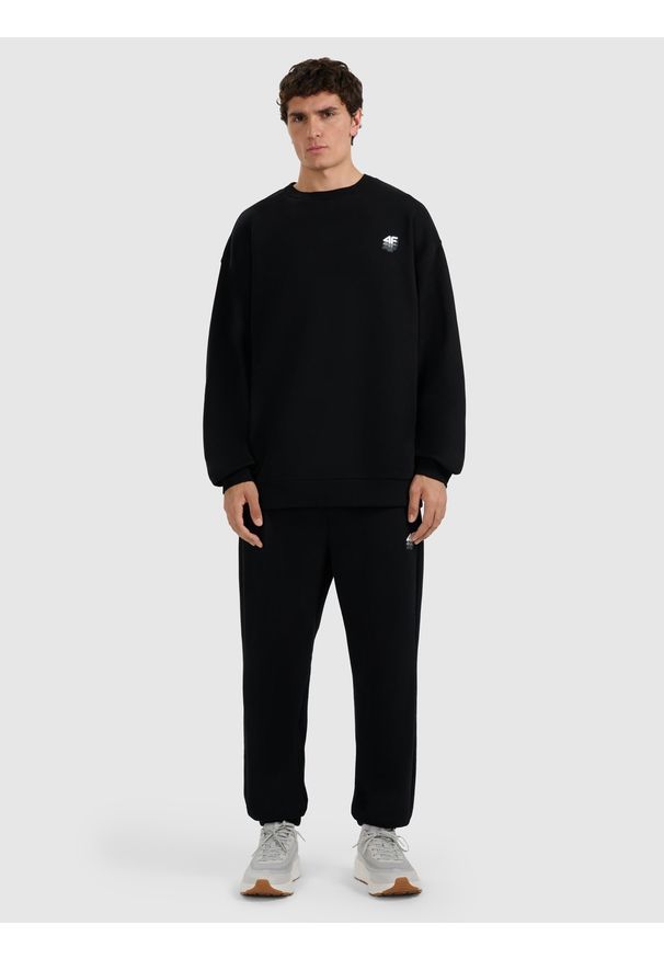 4f - 4F Bluza dresowa nierozpinana bez kaptura męska - czarna XS. Okazja: na co dzień. Typ kołnierza: bez kaptura. Kolor: czarny. Materiał: dresówka. Styl: casual