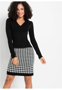 bonprix - Sukienka dzianinowa. Okazja: na spotkanie biznesowe. Typ kołnierza: dekolt w serek. Kolor: czarny. Materiał: dzianina. Długość rękawa: długi rękaw. Typ sukienki: dopasowane. Styl: biznesowy, elegancki #1