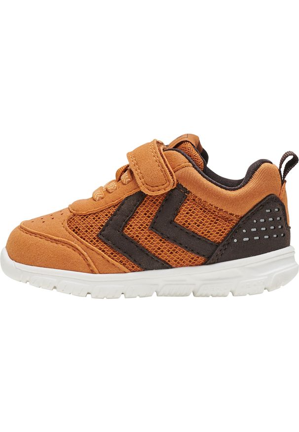 Buty sneakersy dziecięce Hummel CROSSLITE WINTER INFANT. Okazja: na co dzień. Kolor: brązowy. Sport: turystyka piesza