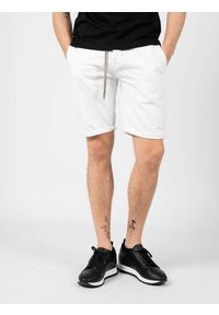 Antony Morato Szorty "Oliver" | MMSH00184-FA8900127 | Oliver | Mężczyzna | Biały. Kolor: biały. Materiał: bawełna. Wzór: aplikacja #3