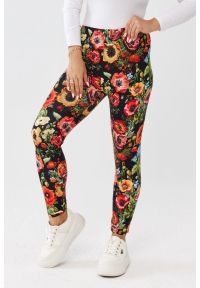 Moda Size Plus Iwanek - Klasyczne wygodne legginsy w maki OVERSIZE PLUS SIZE XXL. Okazja: na co dzień. Kolekcja: plus size. Materiał: tkanina, dzianina, materiał, bawełna, elastan. Długość: krótkie. Wzór: kwiaty. Styl: klasyczny