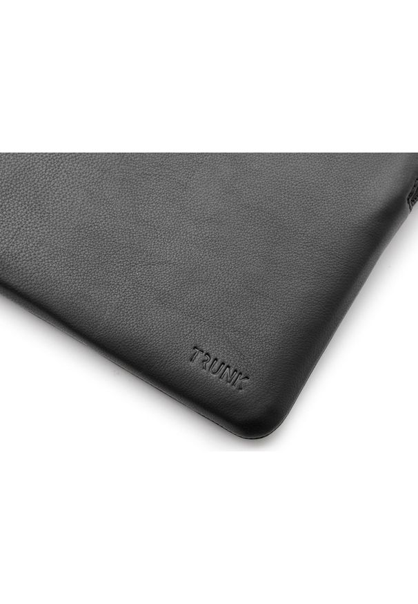 Etui Trunk Leather Sleeve do MacBook 16'' (black). Materiał: mikrofibra, skóra. Styl: biznesowy, elegancki