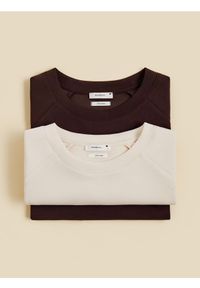 Reserved - T-shirt z modalem - ciemnobrązowy. Kolor: brązowy. Materiał: dzianina #1