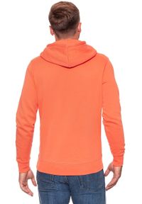 Wrangler - WRANGLER BLUZA LOGO HOODIE GLOW ORANGE W6527HY48. Typ kołnierza: kaptur #5