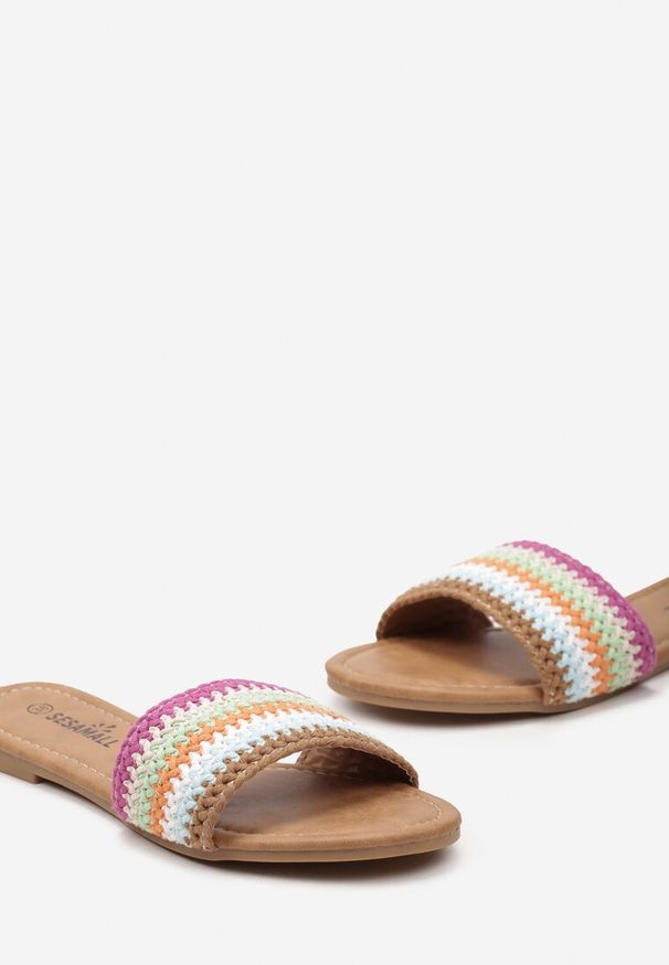 Renee - Beżowo-Fioletowe Klapki z Ekoskóry z Plecionką i Płaskim Obcasem Daraena. Okazja: na co dzień. Nosek buta: otwarty. Kolor: beżowy. Materiał: len. Sezon: lato. Obcas: na obcasie. Styl: casual. Wysokość obcasa: niski