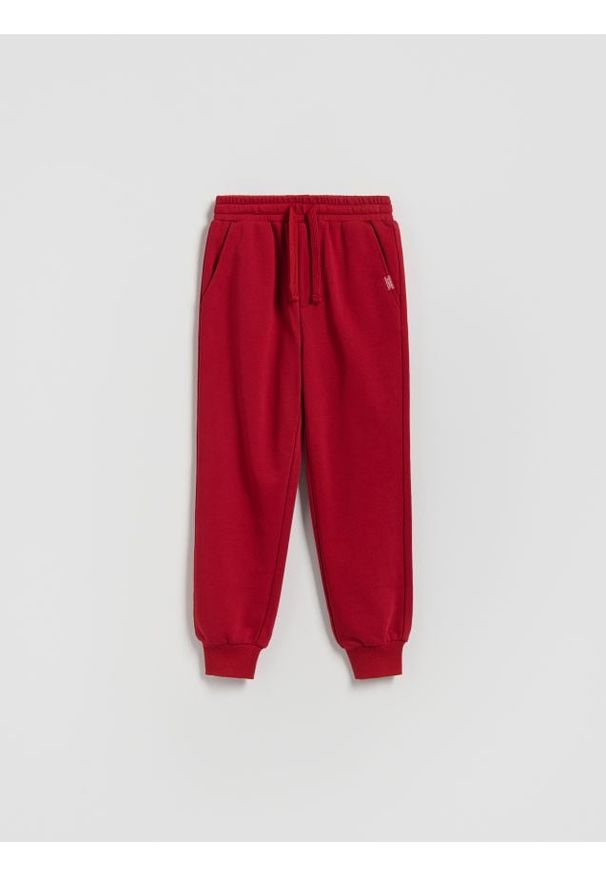 Reserved - Bawełniane spodnie jogger - czerwony. Kolor: czerwony. Materiał: bawełna