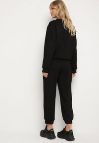 Born2be - Czarny Komplet Dresowy z Bawełną Bluza i Spodnie Joggery Ette. Kolor: czarny. Materiał: dresówka, bawełna