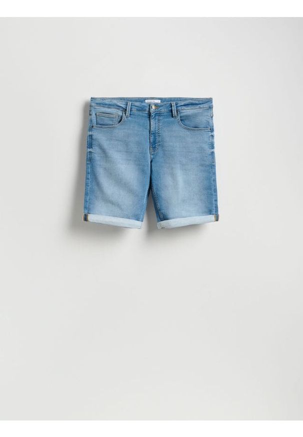 Reserved - Jeansowe szorty slim - niebieski. Kolor: niebieski. Materiał: jeans