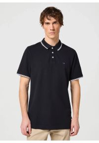Wrangler - MESKA KOSZULKA POLO WRANGLER POLO SHIRT BLACK 112350404. Okazja: na co dzień. Typ kołnierza: polo. Materiał: dzianina, materiał, bawełna, skóra, jeans. Wzór: gładki, haft, ze splotem. Styl: casual, elegancki, sportowy, klasyczny #1