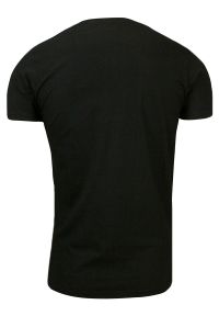 Czarna Męska Koszulka (T-shirt) - Brave Soul - V-Neck. Okazja: na co dzień. Kolor: czarny. Materiał: bawełna. Styl: casual #2