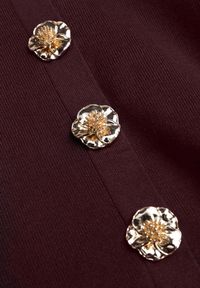 Born2be - Bordowy Kardigan z Wiskozą z Ozdobnymi Napami i Bufiastymi Rękawami Acalte. Okazja: do pracy. Kolor: czerwony. Materiał: wiskoza. Styl: elegancki, klasyczny #4