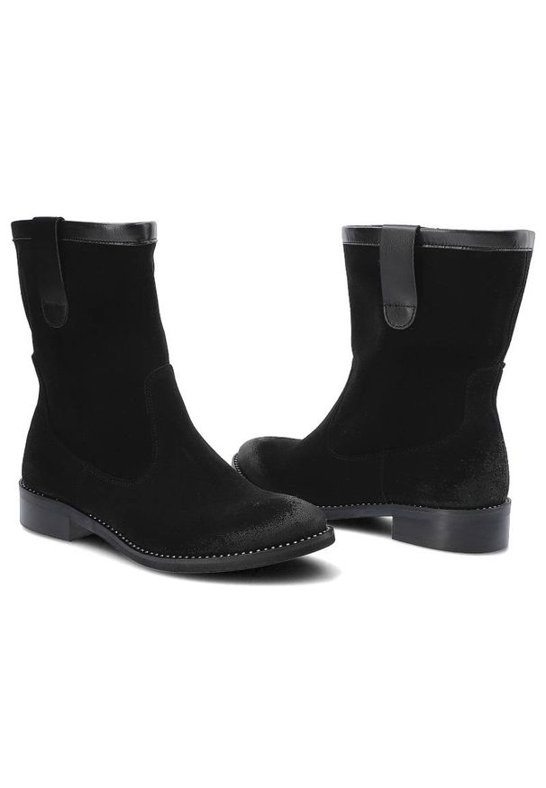 Czarne Botki Dwunasty Shoes Damskie Stylowe Buty. Okazja: na co dzień. Kolor: czarny. Materiał: zamsz, skóra. Szerokość cholewki: normalna. Obcas: na obcasie. Styl: elegancki. Wysokość obcasa: niski