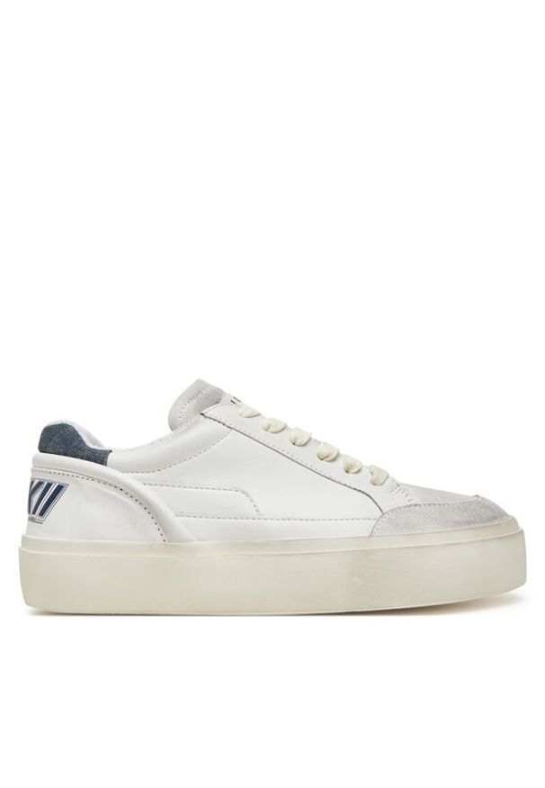 Inuikii Sneakersy Lila Low 30102-850 Biały. Kolor: biały. Materiał: skóra