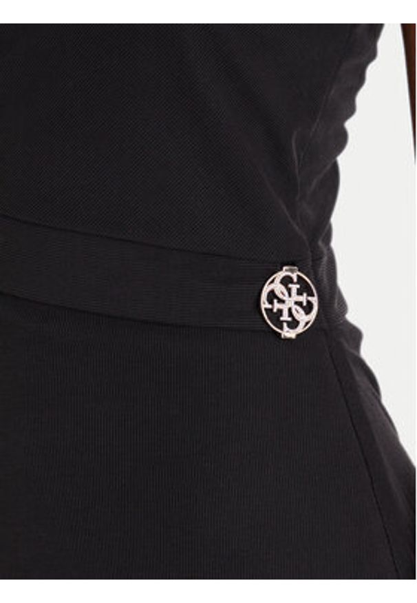 Guess Sukienka codzienna W5YK27 KAQL2 Czarny Regular Fit. Okazja: na co dzień. Kolor: czarny. Typ sukienki: proste. Styl: casual