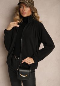 Renee - Czarna Bluza z Zapięciem na Suwak Kieszeniami i Stójką Esandria. Okazja: na co dzień. Typ kołnierza: kołnierzyk stójkowy. Kolor: czarny. Materiał: jeans. Styl: casual, klasyczny