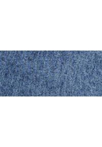 TOP SECRET - Koszula denim o klasycznym opraniu dopasowana. Kolor: niebieski. Materiał: denim. Długość rękawa: długi rękaw. Długość: długie. Sezon: wiosna. Styl: klasyczny #7