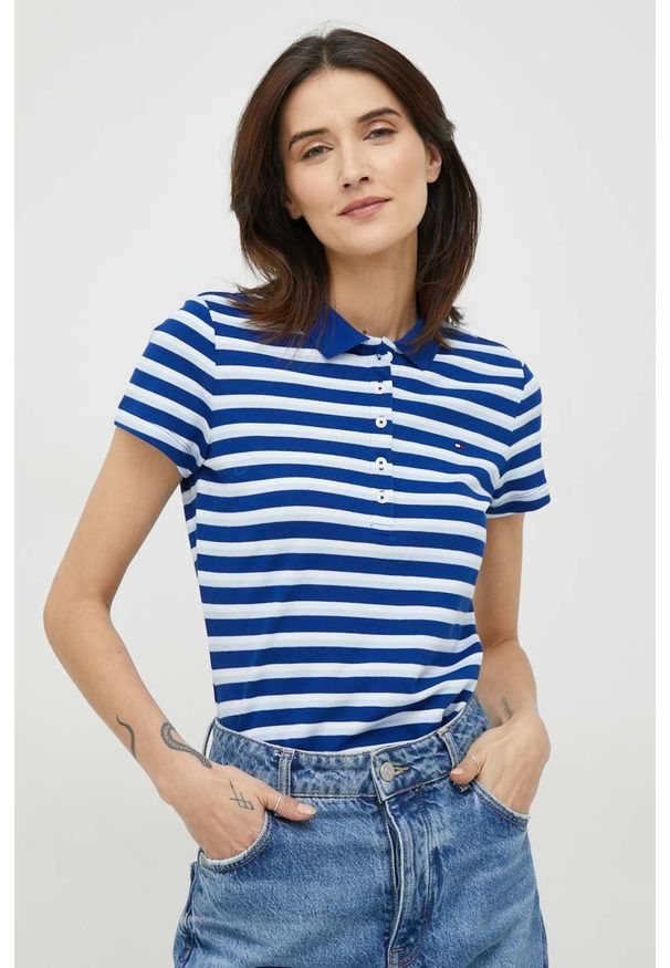 TOMMY HILFIGER - Tommy Hilfiger polo damski kolor niebieski z kołnierzykiem. Typ kołnierza: polo. Kolor: niebieski. Materiał: dzianina. Długość: krótkie