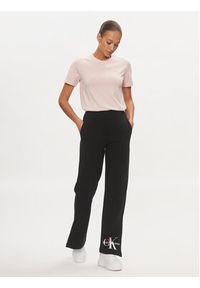 Calvin Klein Jeans T-Shirt J20J223226 Różowy Regular Fit. Kolor: różowy. Materiał: bawełna #3