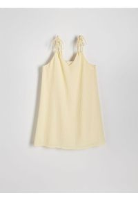 Reserved - Sukienka mini na ramiączkach - jasnożółty. Kolor: żółty. Materiał: dzianina. Długość rękawa: na ramiączkach. Długość: mini #1