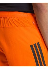 Adidas - adidas Szorty sportowe D4T PrimeLift 3 Stripes KA1197 Pomarańczowy Regular Fit. Kolor: pomarańczowy. Materiał: syntetyk #5